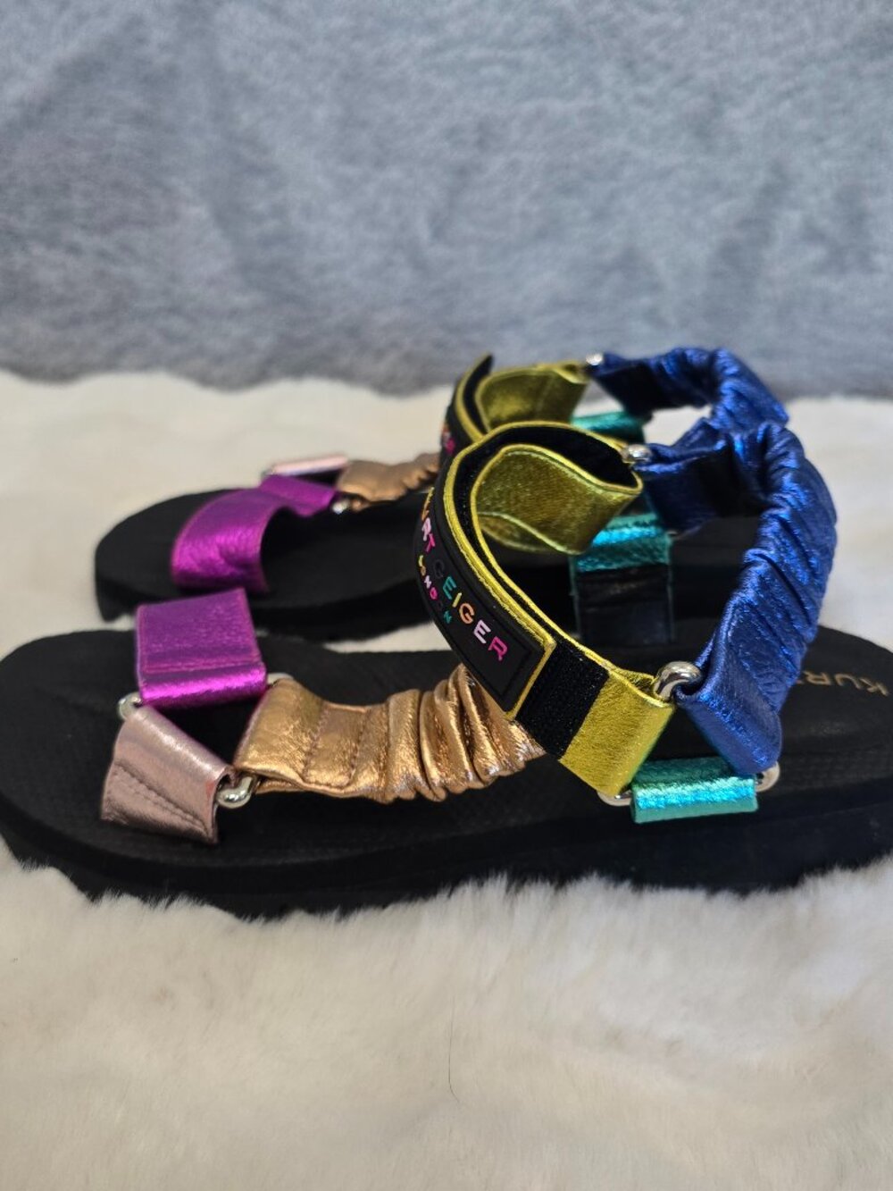 Kurt Geiger Orion Wedge Sandal Metallic Leather Women's Size 35 NEW